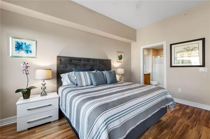 2738 Tiburon Blvd E # 405, Naples Fl 34109