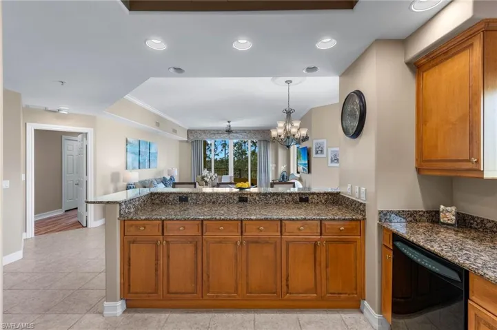 2738 Tiburon Blvd E # 405, Naples Fl 34109
