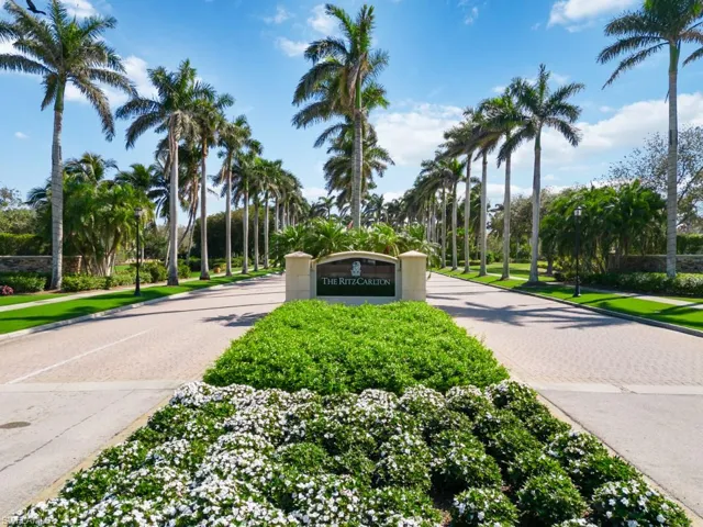2738 Tiburon Blvd E # 405, Naples Fl 34109