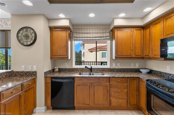 2738 Tiburon Blvd E # 405, Naples Fl 34109