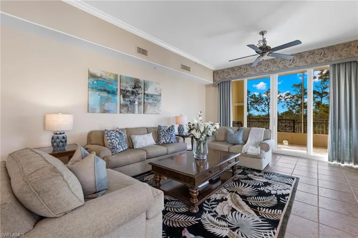 2738 Tiburon Blvd E # 405, Naples Fl 34109