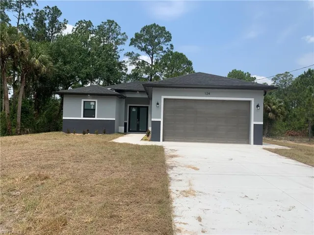 124  Columbus S BLVD, Lehigh Acres, FL 33974