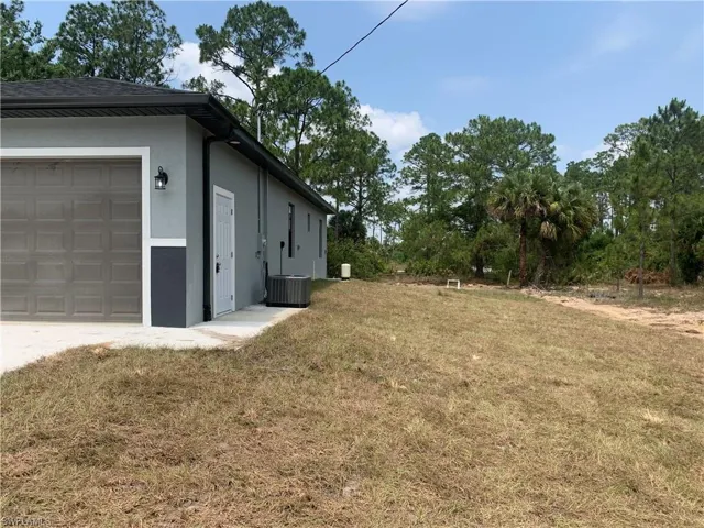 124  Columbus S BLVD, Lehigh Acres, FL 33974