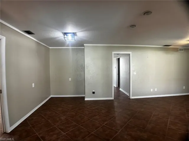 2nd living room