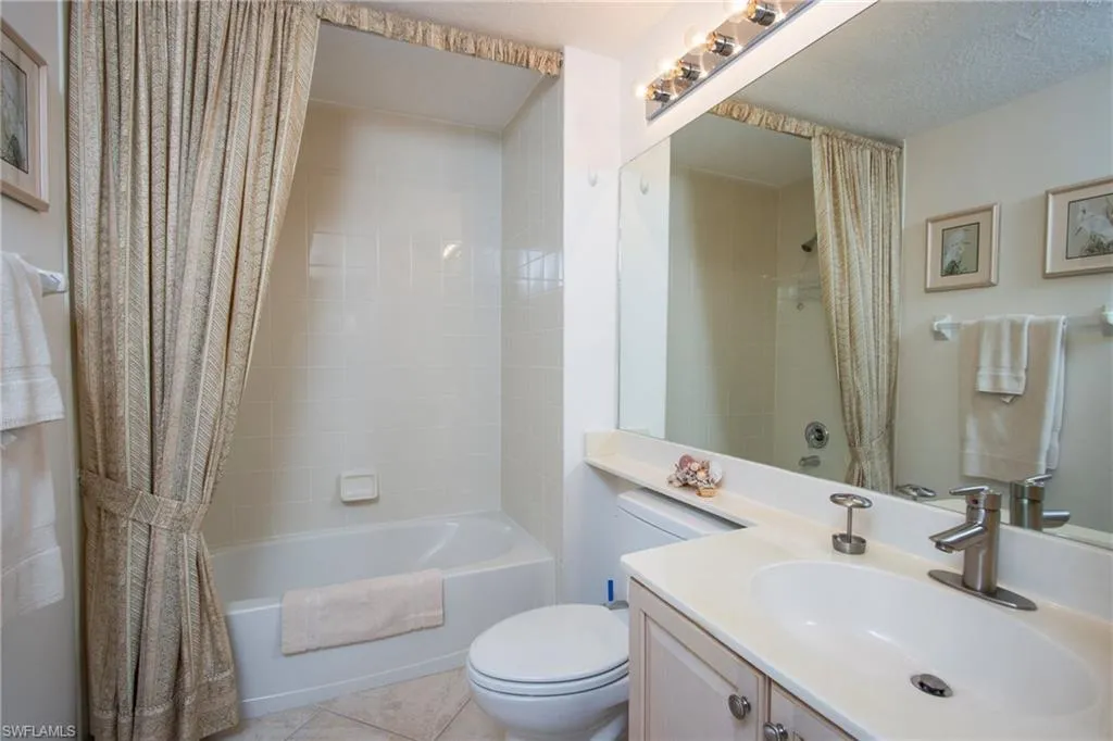 7655 Pebble Creek CIR, Naples, FL 34108,224083242