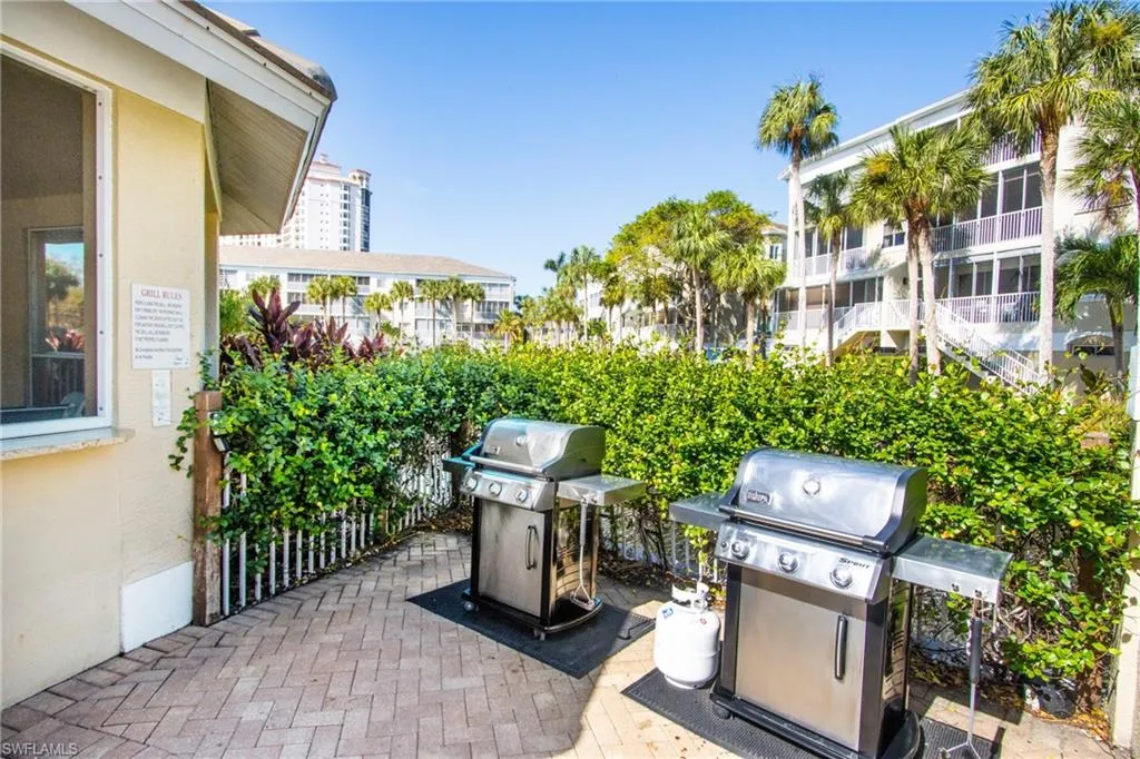 7655 Pebble Creek CIR, Naples, FL 34108,224083242