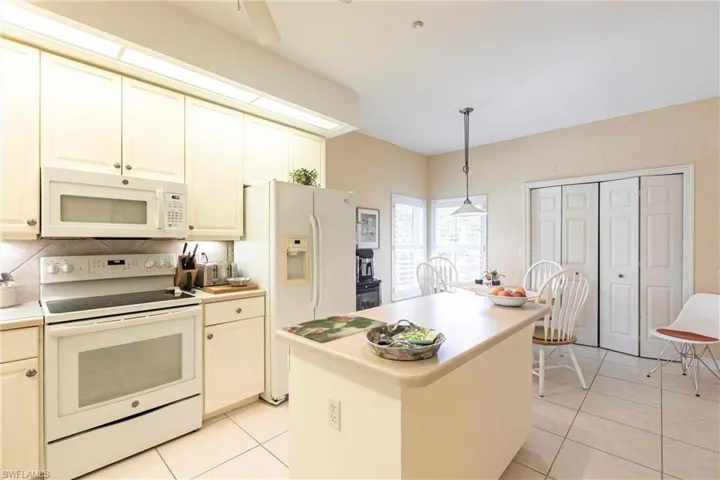 24655 Canary Island Ct 202, Bonita Springs, Florida 34134