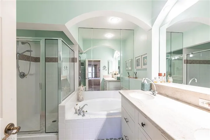 24655 Canary Island Ct 202, Bonita Springs, Florida 34134