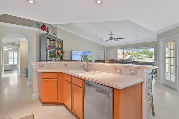 917  Albert  AVE, Lehigh Acres, FL 33971
