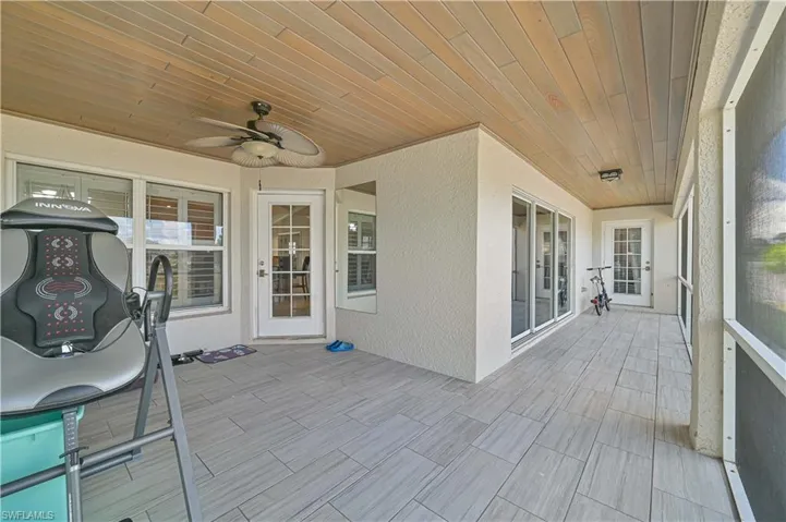 917  Albert  AVE, Lehigh Acres, FL 33971