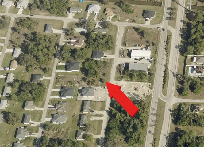 116/118  Gretchen S AVE, Lehigh Acres, FL 33973