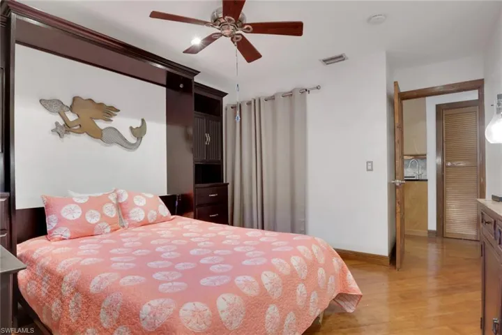 1533 Chesapeake Ave A5, Naples, Florida 34102