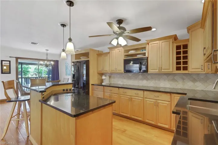 1533 Chesapeake Ave A5, Naples, Florida 34102