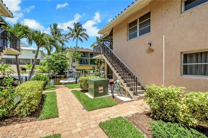 1533 Chesapeake Ave A5, Naples, Florida 34102