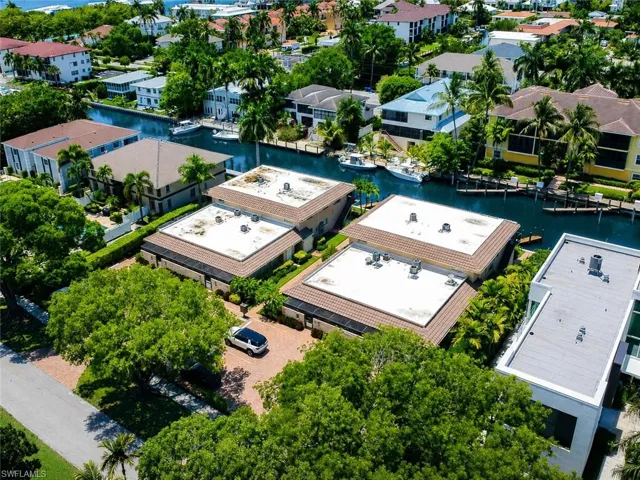 1533 Chesapeake Ave A5, Naples, Florida 34102