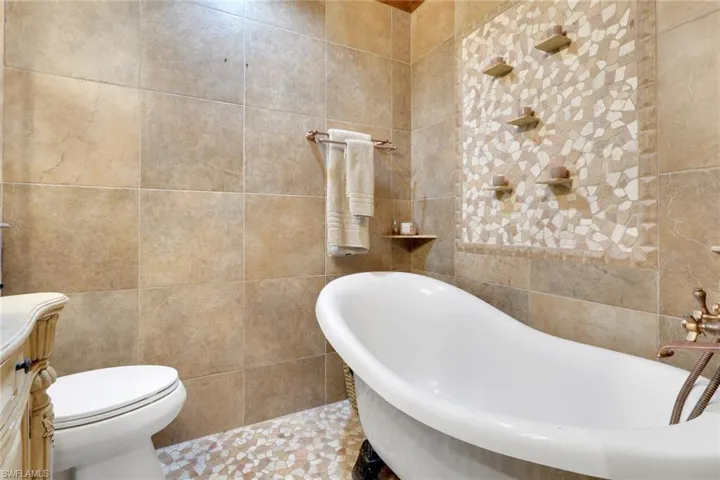 1533 Chesapeake Ave A5, Naples, Florida 34102