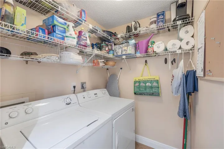 1609 Spoonbill Ln B, Naples, Florida 34105