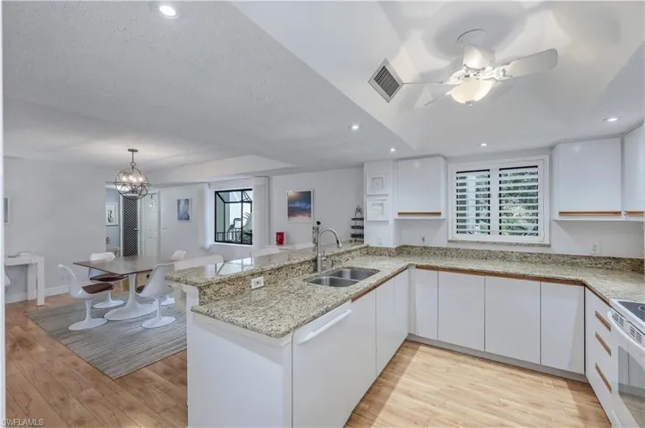 1609 Spoonbill Ln B, Naples, Florida 34105