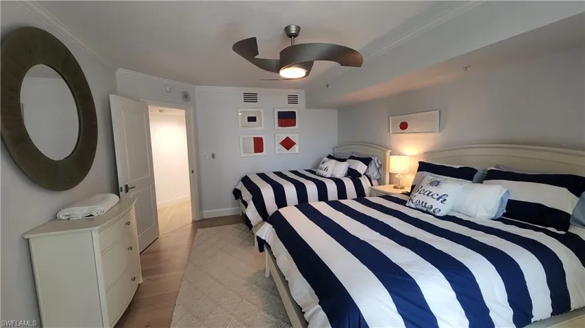 Second Bedroom 2 Queens & Capture Bath