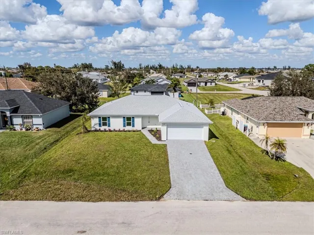 105 NW 13th  ST, Cape Coral, FL 33993