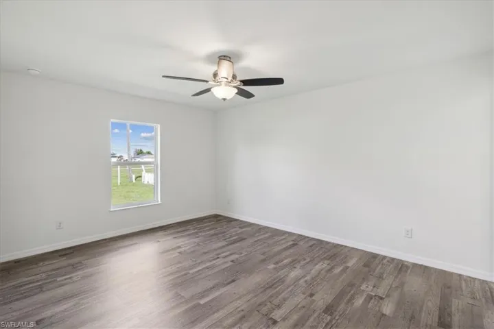 105 NW 13th  ST, Cape Coral, FL 33993