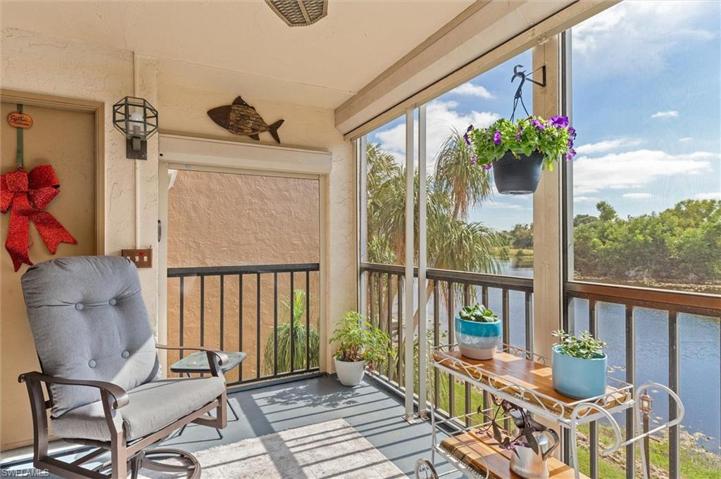 Water Front Condo, Very Quiet and Peaceful