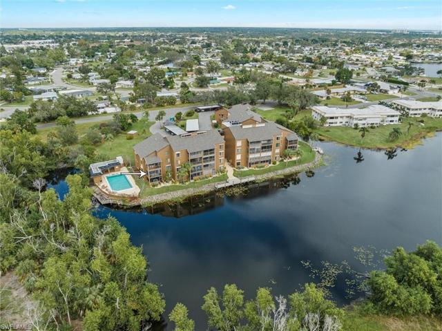 Full Lake Views to the South