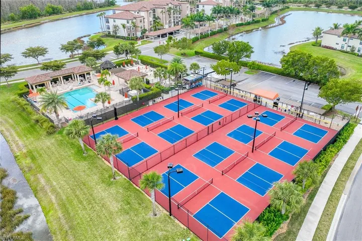 9514  Avellino  WAY, Naples, FL 34113