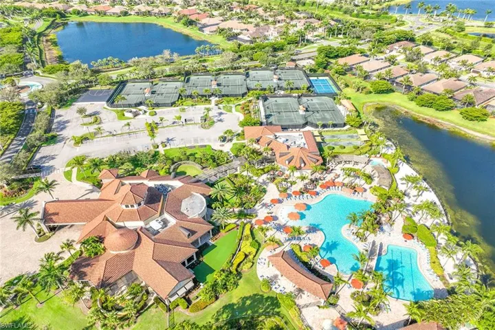 9514  Avellino  WAY, Naples, FL 34113