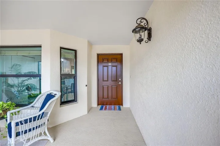 9514  Avellino  WAY, Naples, FL 34113