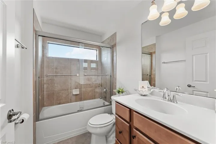 9514  Avellino  WAY, Naples, FL 34113