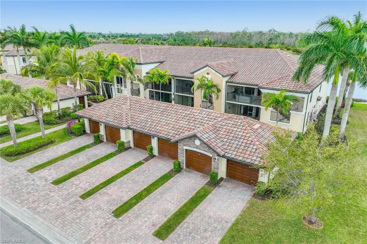 9514  Avellino  WAY, Naples, FL 34113