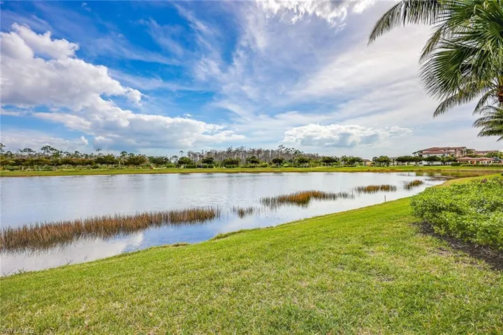 9514  Avellino  WAY, Naples, FL 34113