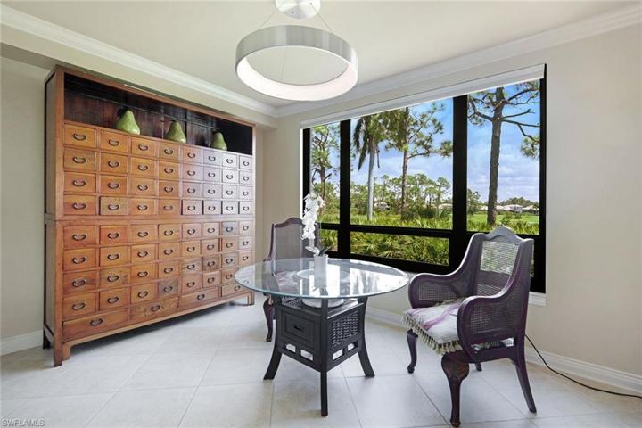 GORGEOUS golf course/preserve view.