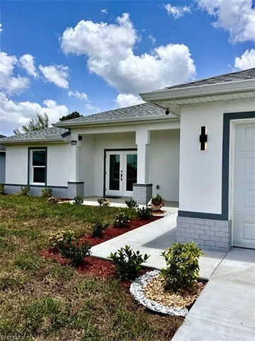 2321 Ne 39th St, Cape Coral, Florida 33909