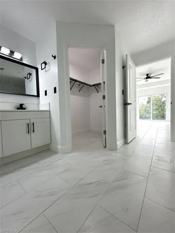 2321 Ne 39th St, Cape Coral, Florida 33909