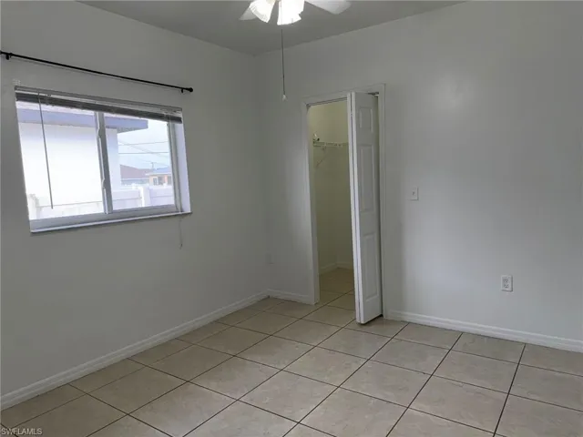 920 Se 6th Ct, Cape Coral, Florida 33990