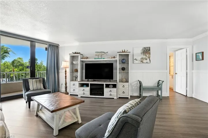 440 Seaview Ct 201, Marco Island, Florida 34145
