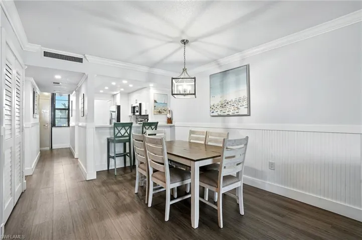 440 Seaview Ct 201, Marco Island, Florida 34145