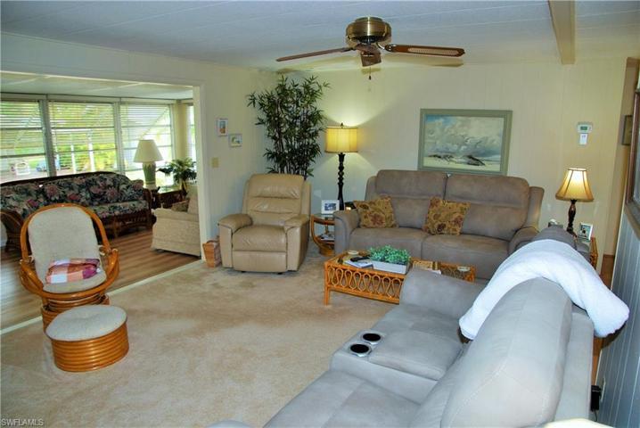 360  Middlecoff  CT, North Fort Myers, FL 33903