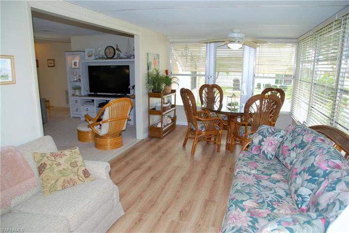 360  Middlecoff  CT, North Fort Myers, FL 33903