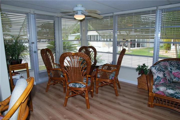 360  Middlecoff  CT, North Fort Myers, FL 33903