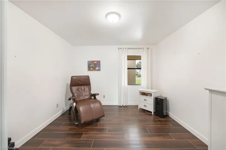 1324  Monarch  CIR, Naples, FL 34116