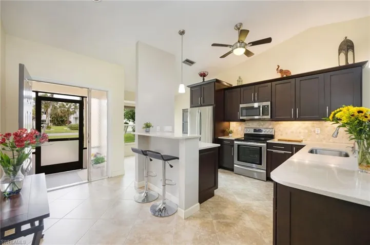 1324  Monarch  CIR, Naples, FL 34116