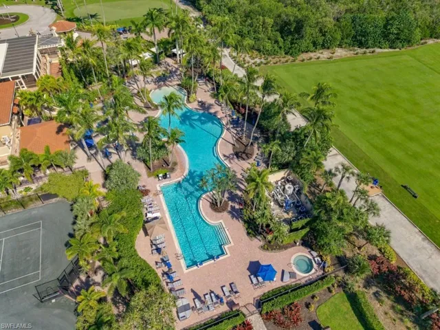 1446 Borghese Ln 201, Naples, Florida 34114