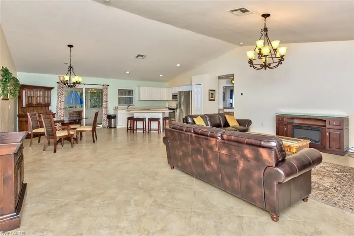 25161 Killdeer Dr, Bonita Springs, Florida 34135