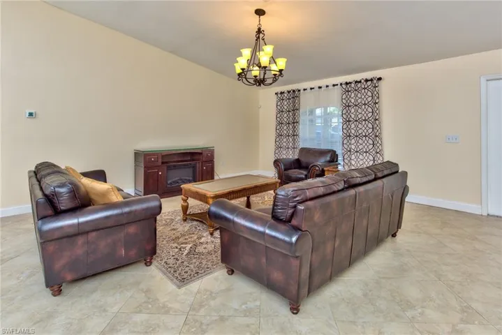 25161 Killdeer Dr, Bonita Springs, Florida 34135