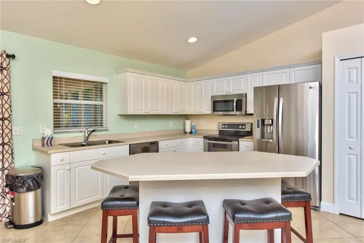25161 Killdeer Dr, Bonita Springs, Florida 34135