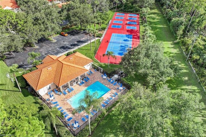 Main Clubhouse & Pool