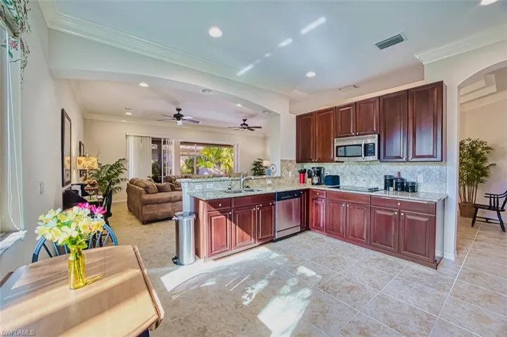 Spacious Kitchen